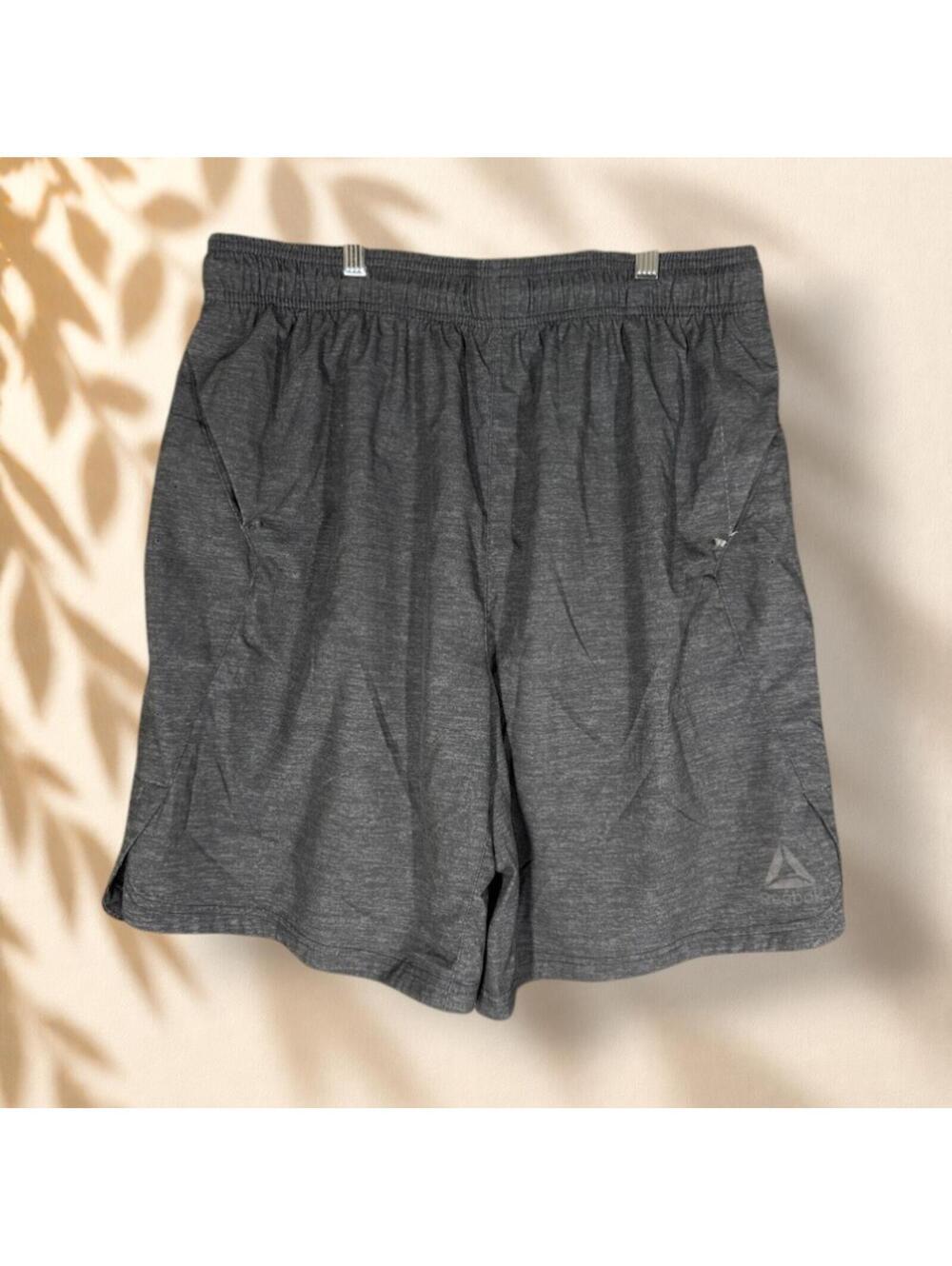 Reebok Shorts Men XL Gray HIgh Rise Drawstring Stretch Athletic Pockets